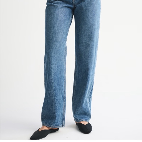 Abercrombie & Fitch High Rise Loose - Picture 2 of 4